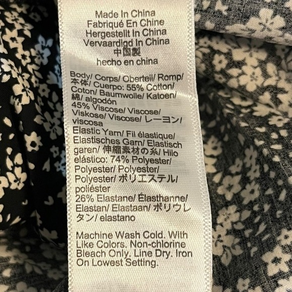 Madewell Smocked Crewneck Mini Dress in Floral Black White Size 2 NWT NU575‎ - Picture 7 of 9